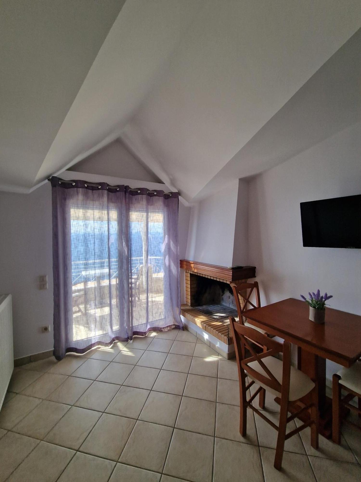 Porto Xronia Aparthotel Khrónia Екстериор снимка
