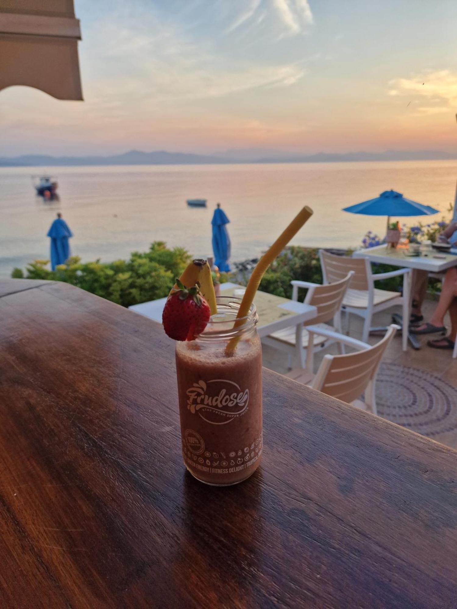 Porto Xronia Aparthotel Khrónia Екстериор снимка